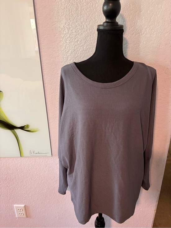 PrettyGarden Tops - shirt size medium